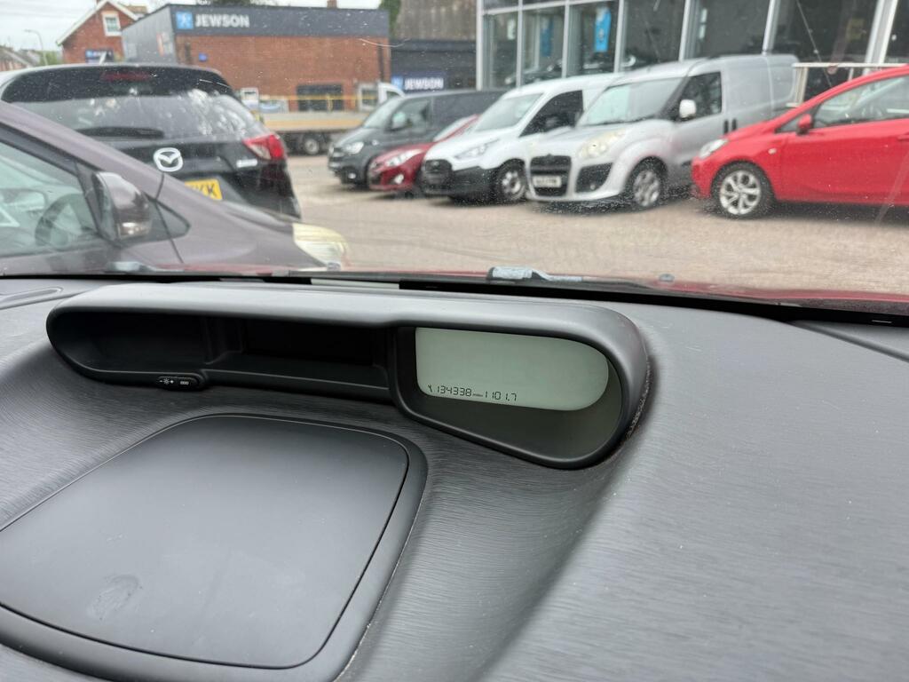 Citroen C3 Picasso Vtr Hdi WG09WYV Red #5