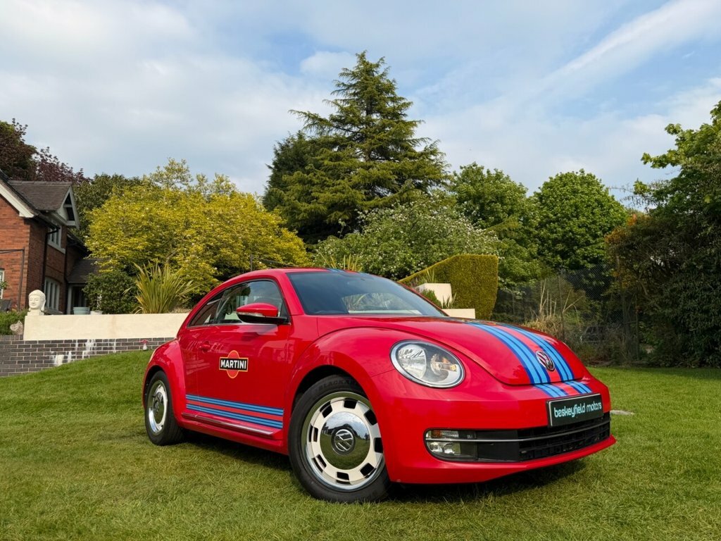 Volkswagen Beetle 1.2L Design Red