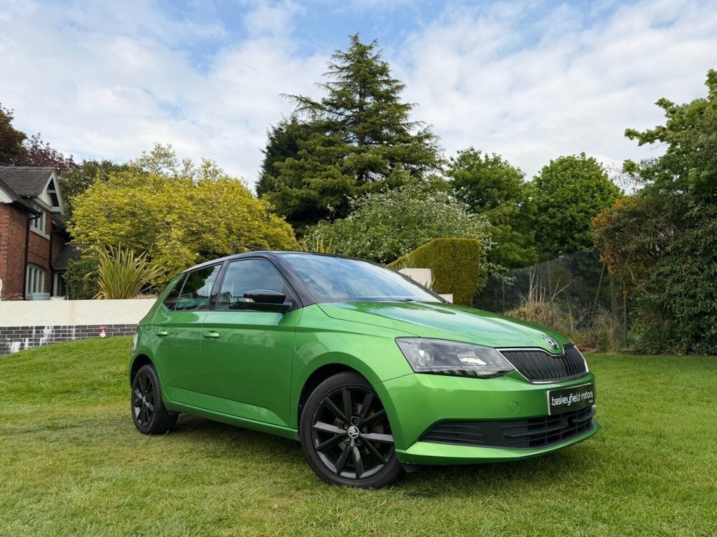 Skoda Fabia 1L Colour Edition Green