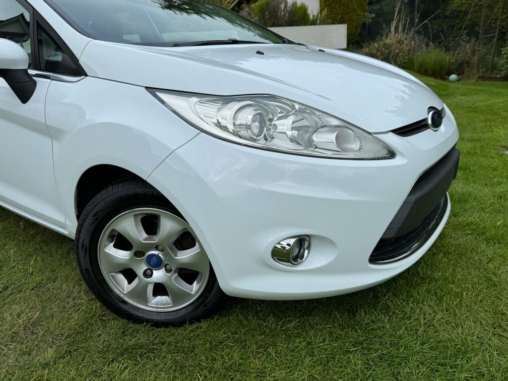Ford Fiesta 1L Zetec White #5