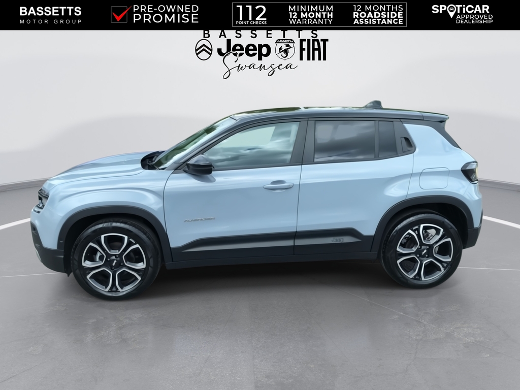 Jeep Avenger Summit Black #5