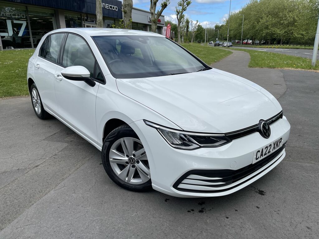 Volkswagen Golf Life Tsi White