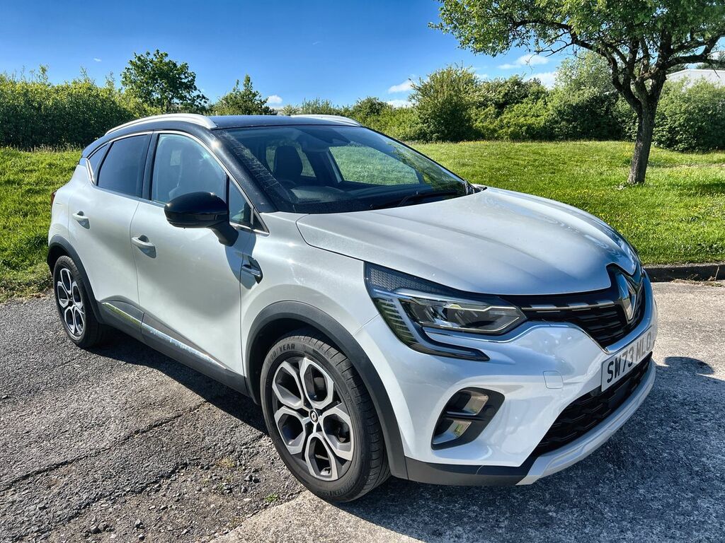 Renault Captur Techno Tce Black