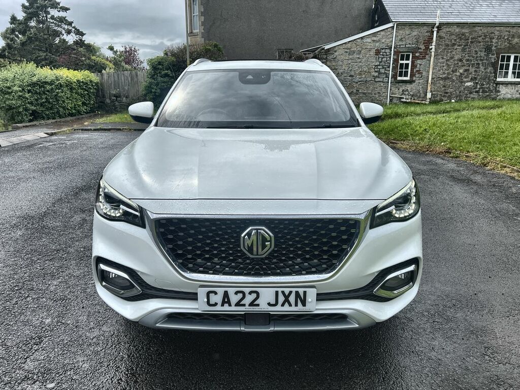 MG HS Exclusive White #2