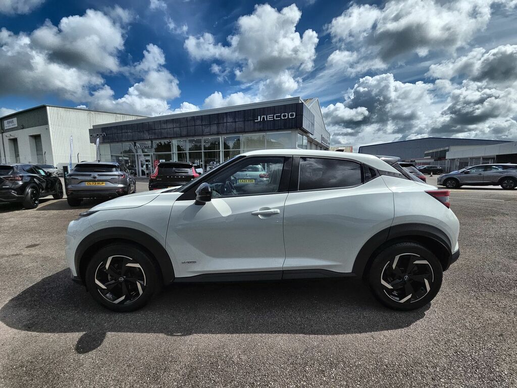 Nissan Juke N-connecta CU72XPL White #5