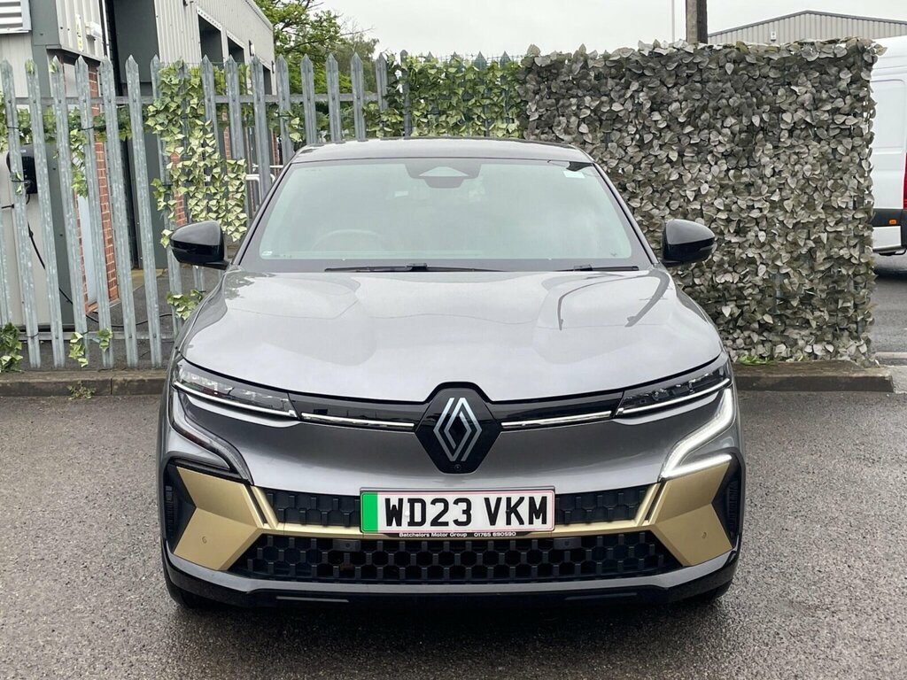 Renault Megane E-Tech 60Kwh Iconic Optimum Charge WD23VKM Grey #2