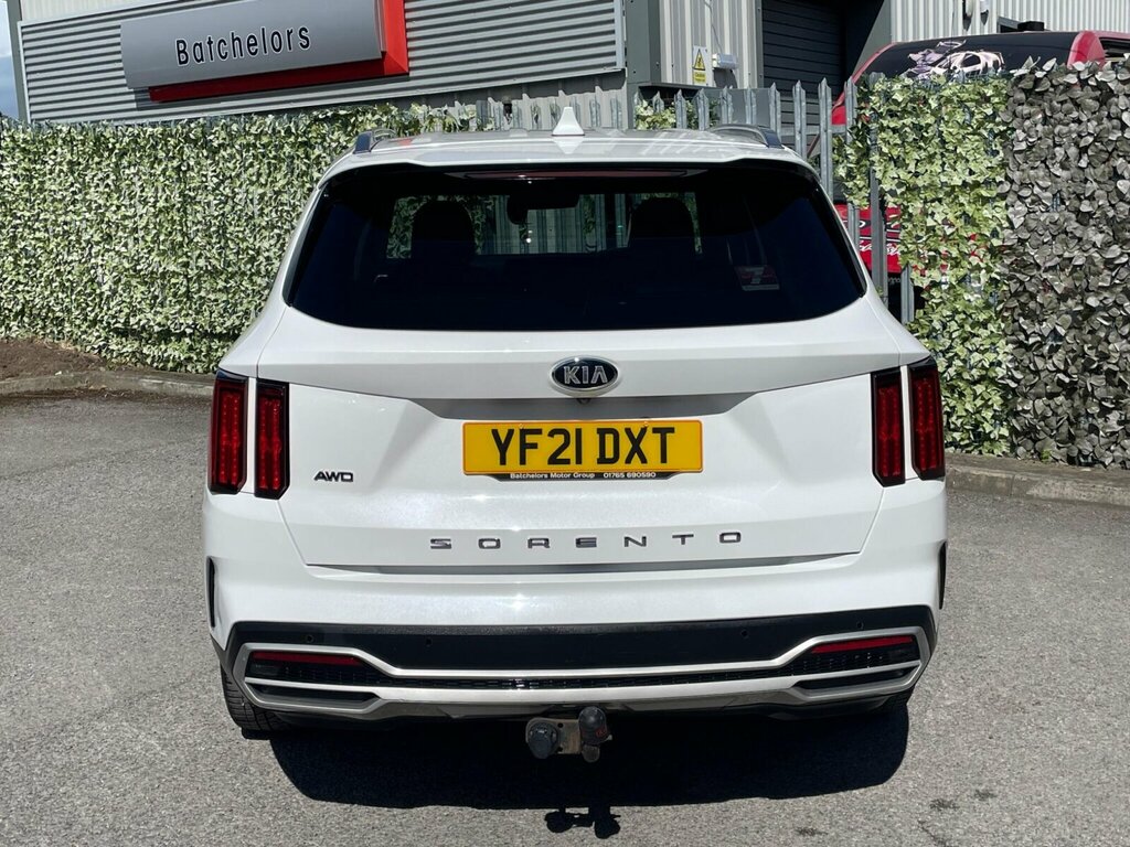 Kia Sorento 2.2 Crdi 3 Dct Awd Euro 6 Ss YF21DXT White #4