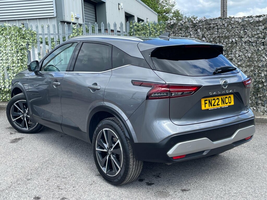 Nissan Qashqai 1.3 Dig-t Mhev Tekna Euro 6 Ss FN22NCO Grey #3