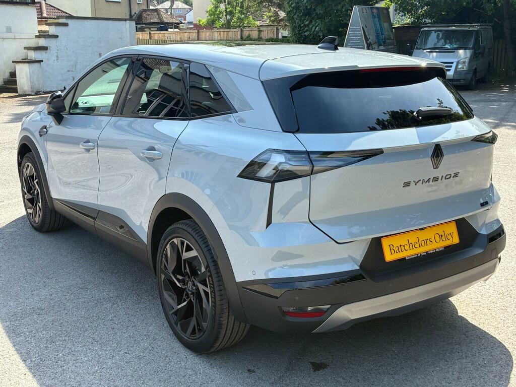 Renault Symbioz 1.8 E-tech Iconic Esprit Alpine Euro 6 Ss  Grey #4