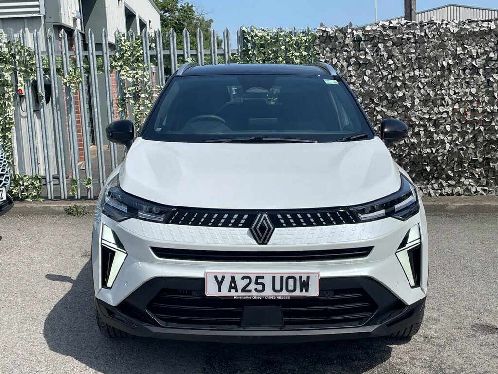 Renault Captur 1.0 Tce Techno Euro 6 Ss YA25UOW White #2