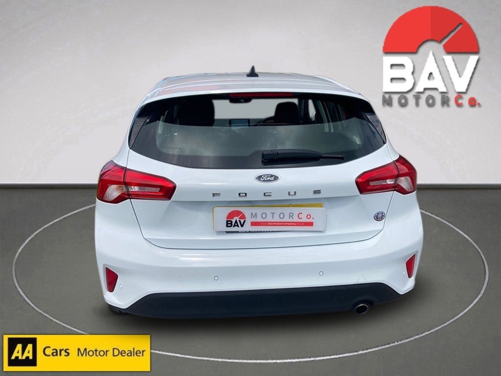 Ford Focus Ecoblue Zetec BG21YZV White #4