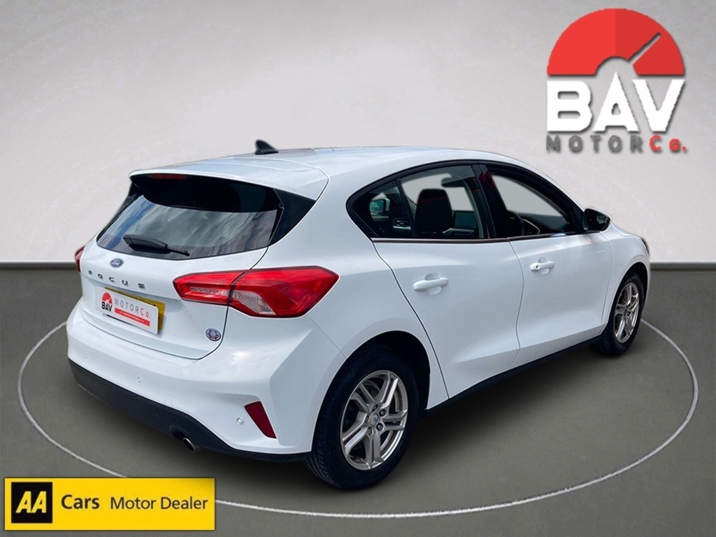 Ford Focus Ecoblue Zetec BG21YZV White #3