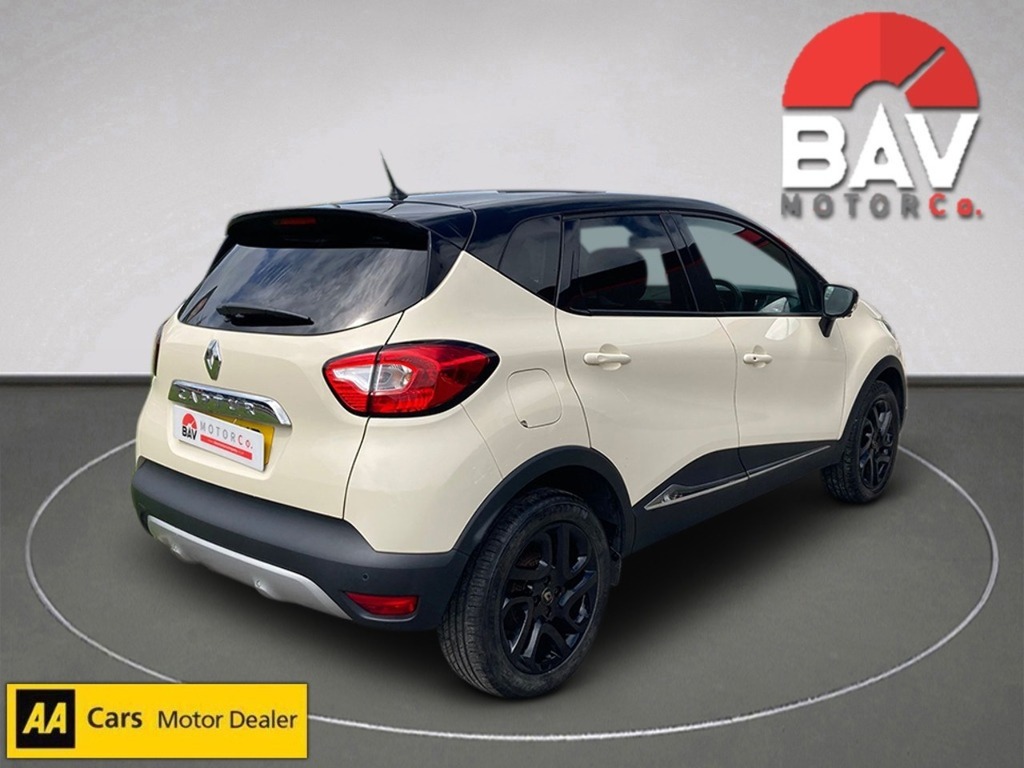 Renault Captur Tce Energy Signature Nav LV17OKR Black #3