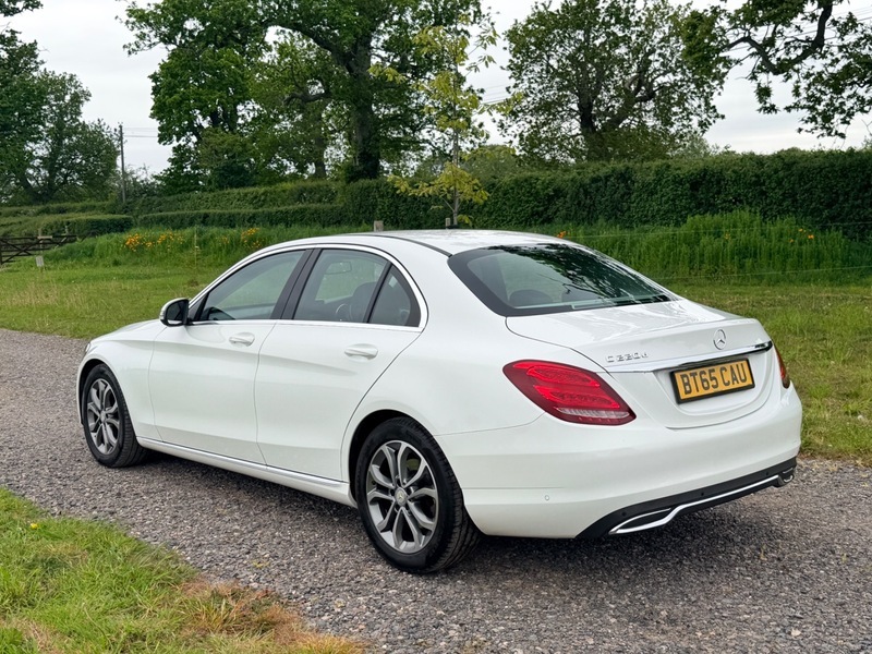 Mercedes-Benz C Class 2.1 C220d Sport Saloon BT65CAU White #5