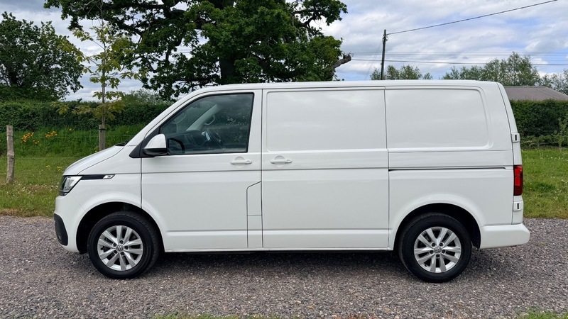 Volkswagen Transporter 2.0 Tdi T30 Highline HN72EZG White #4