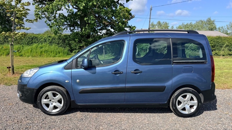 Peugeot Partner Tepee 1.6 Hdi Tepee Outdoor Blue #4