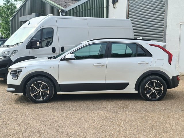 Kia Niro Gdi 2 Suv WN72UJG White #4