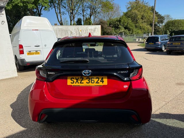 Toyota Yaris Vvt-h Icon Hybrid SXZ3624 Red #4