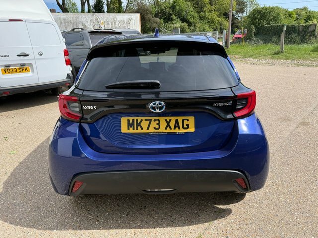 Toyota Yaris Vvt-h Design Hatchback MK73XAG Blue #6