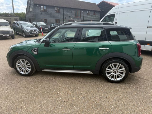 Mini Countryman Cooper S Exclusive Steptronic GY70JPF Green #2