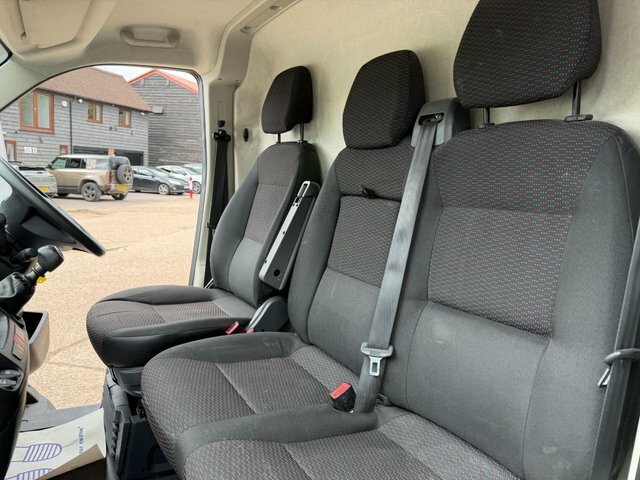 Citroen Relay Bluehdi 30 Enterprise Panel CF71NDO White #3
