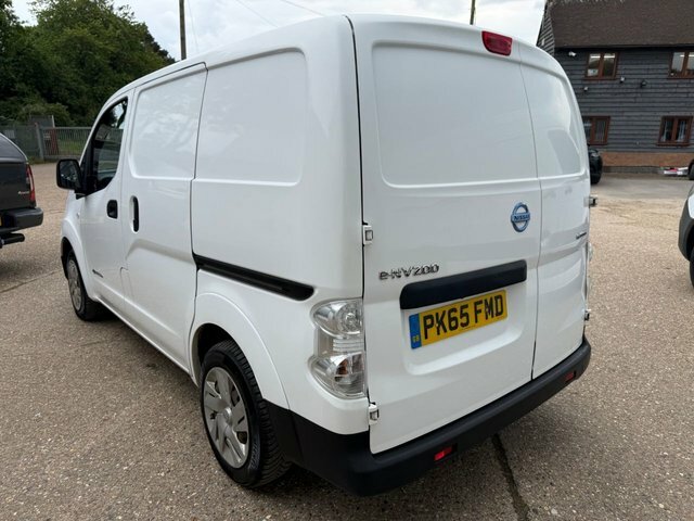 Nissan e-NV200 Panel Van White #6