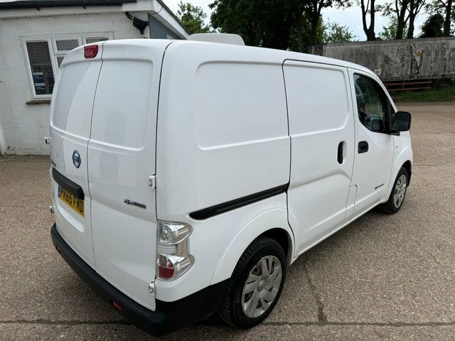 Nissan e-NV200 E-nv200 Tekna Rapid Silver #10