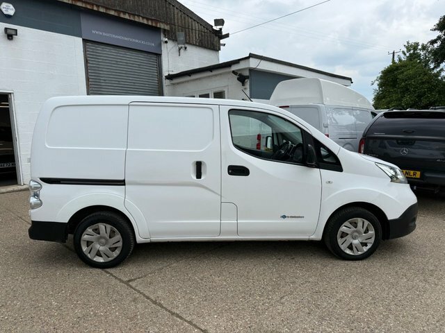 Nissan e-NV200 E-nv200 Tekna Rapid Silver #9