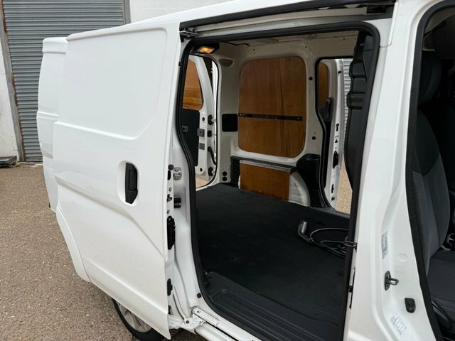 Nissan e-NV200 E-nv200 Tekna Rapid Silver #15