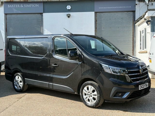 Renault Trafic Dci Blue Sl28 Sport Black