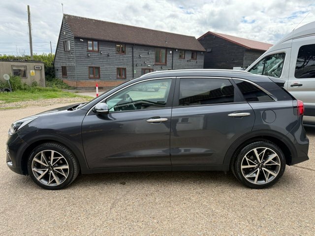 Kia Niro Gdi 3 Suv LR70VKX Grey #2