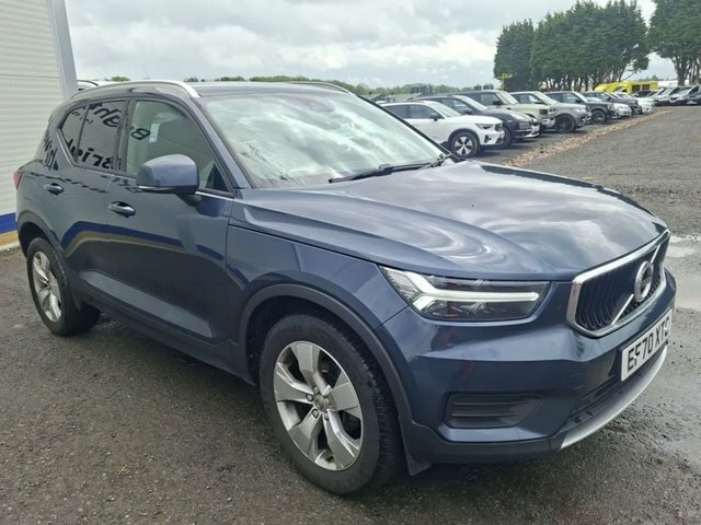 Volvo XC40 T3 Momentum Suv Blue