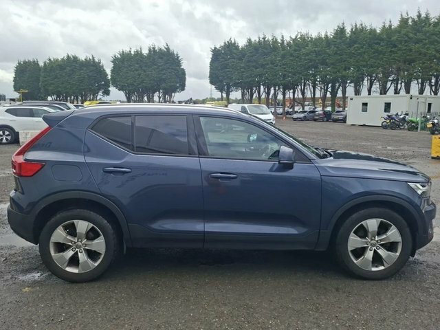 Volvo XC40 T3 Momentum Suv EF70XTC Blue #5