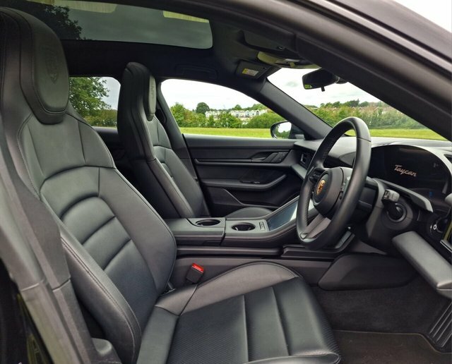 Porsche Taycan Plus 93.4Kwh Sport Turismo LV72UFS Black #6