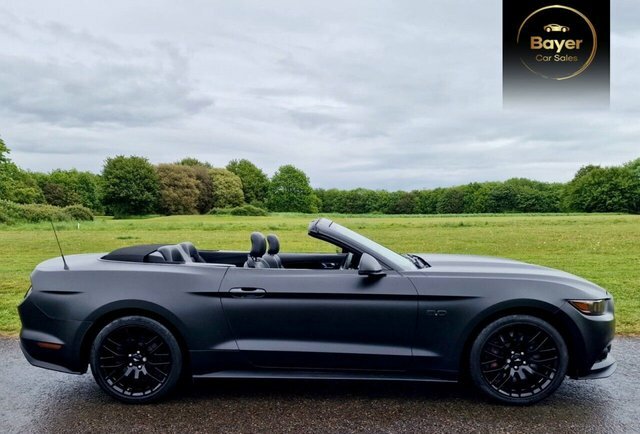 Ford Mustang V8 Gt Convertible Black #4