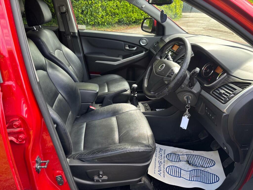 SsangYong Korando 4X4 2.0D 60Th White #14