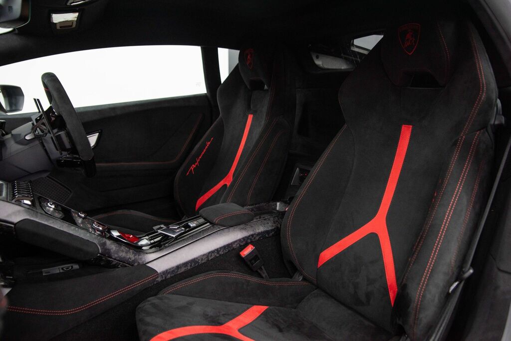 Lamborghini Huracan Automatic White #4
