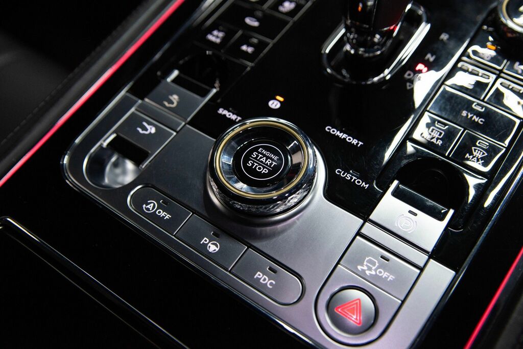 Bentley Continental V8  #40