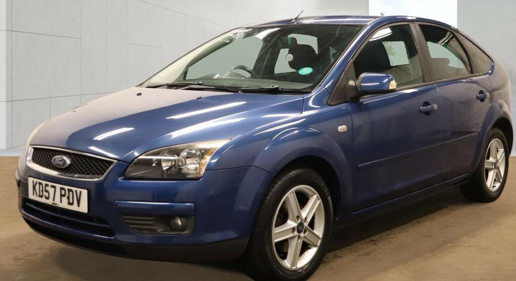 Ford Focus Hatchback 1.6 Titanium 2007 Blue #2
