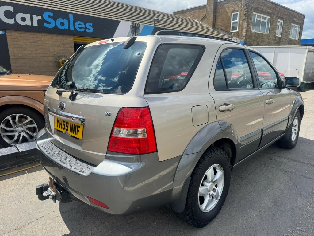 Kia Sorento 2.5 Crdi Xe Black #8
