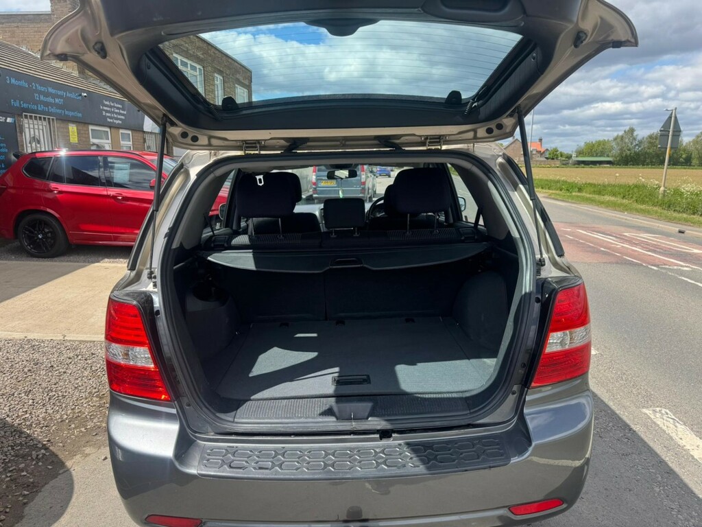 Kia Sorento 2.5 Crdi Xe Black #14
