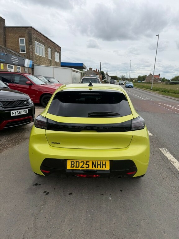 Peugeot 208 Hatchback 1.2 New 208 Allure 1.2L Puretech 100 Ss BD25NHH Yellow #5