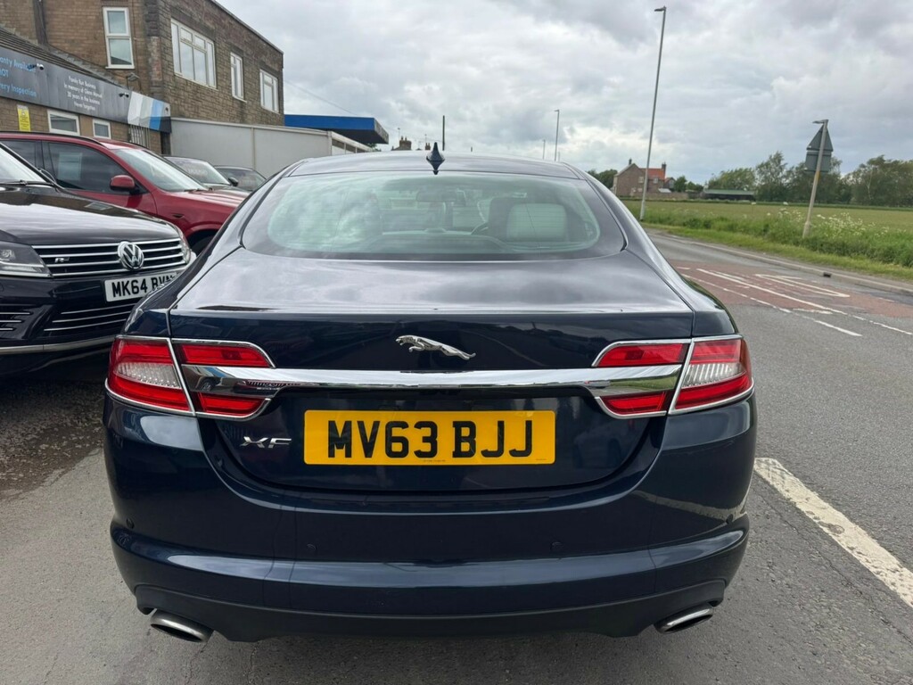 Jaguar XF Saloon 3.0 D V6 Portfolio 2013 MV63BJJ Blue #5