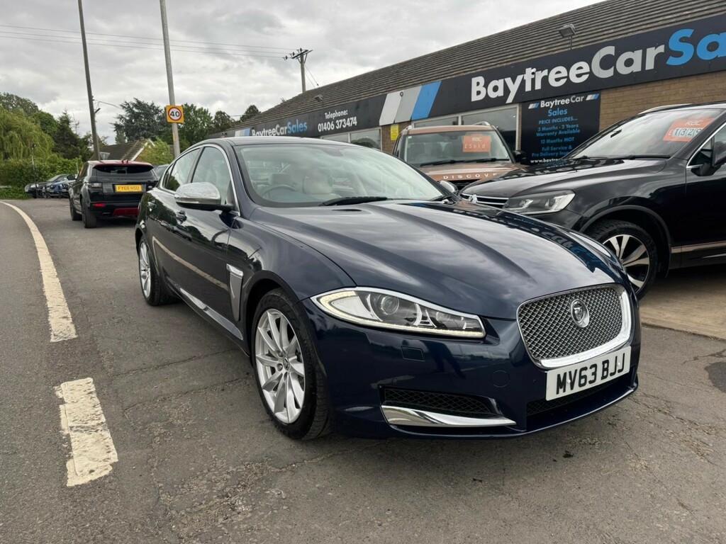 Jaguar XF Saloon 3.0 D V6 Portfolio 2013 Blue