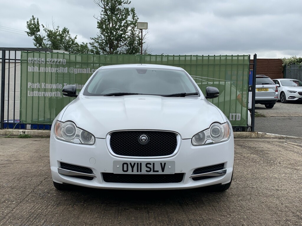 Jaguar XF 3.0 D S V6 Premium Luxury OY11SLV White #2
