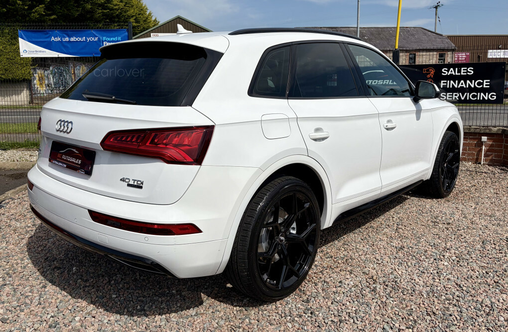 Audi Q5 Sport RL19LWP White #4