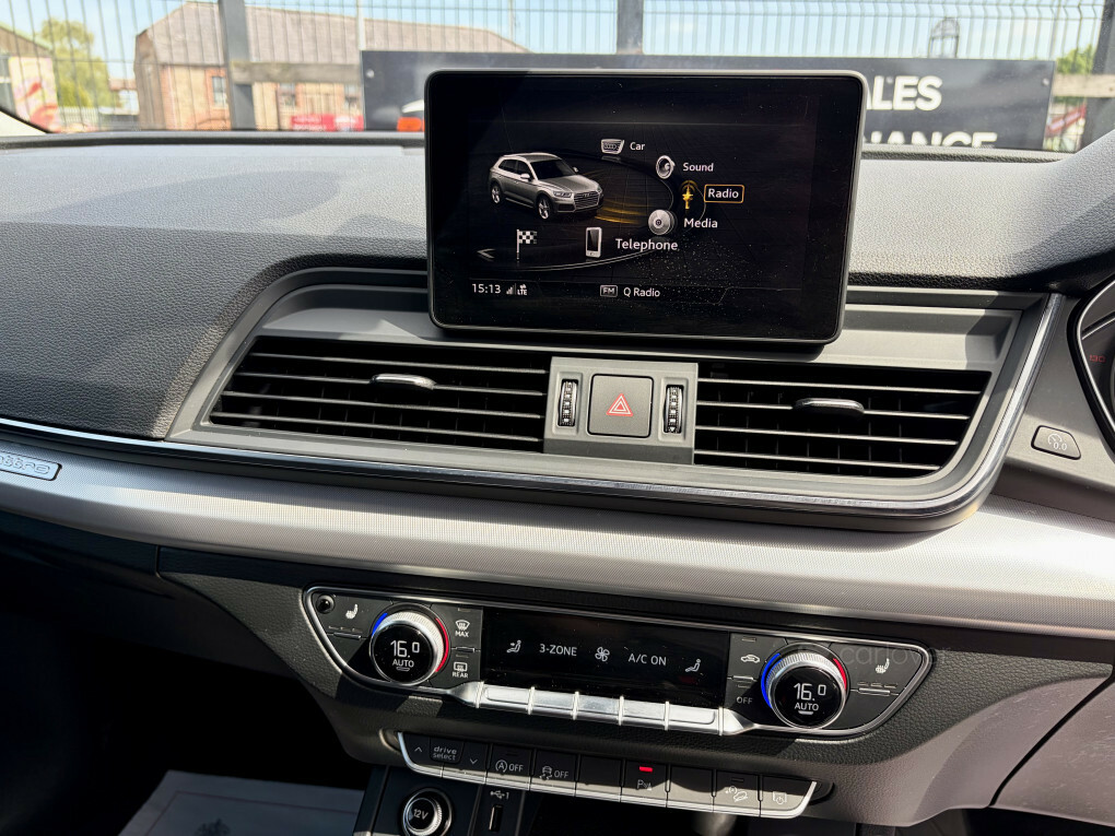 Audi Q5 Sport RL19LWP White #6