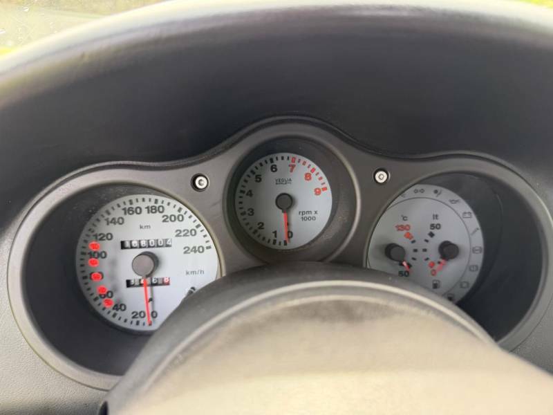 Fiat Barchetta 1.8 16V Lhd Red #12