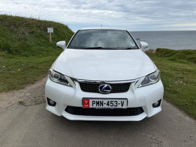 Lexus CT F Sport - 2012 12 White #2