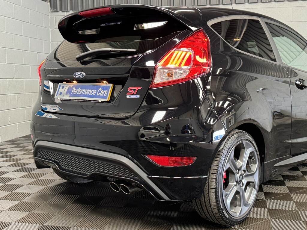 Ford Fiesta Hatchback 1.6 T Ecoboost St-2 201717 Black #2